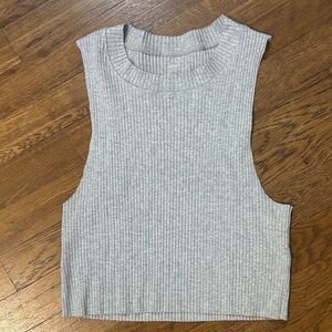 Aerie Large Cropped Top, Great Condition! 57% Cotton, See Measurements in Photos